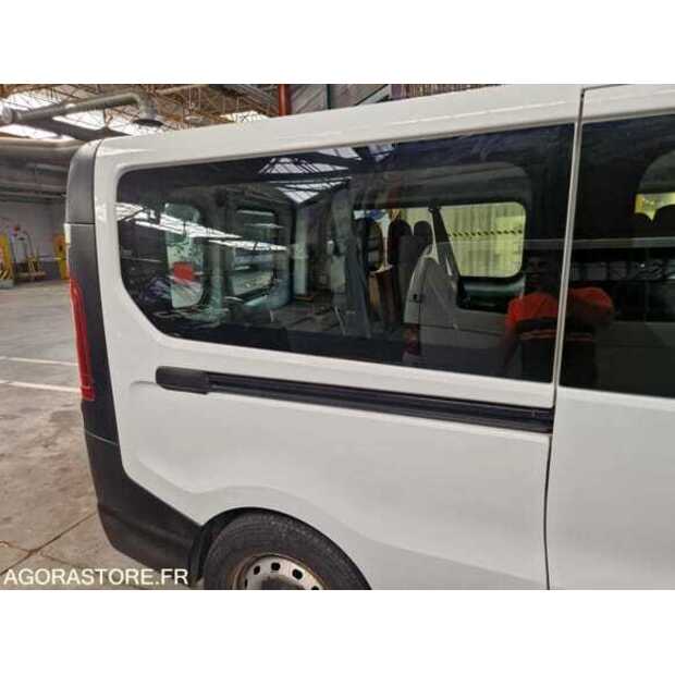 2018 Renault Traffic-48902083