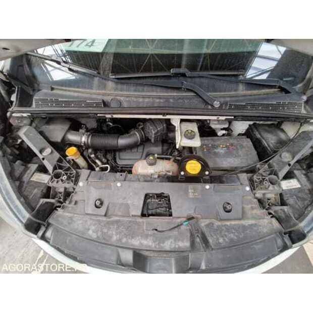 2018 Renault Traffic-48902103