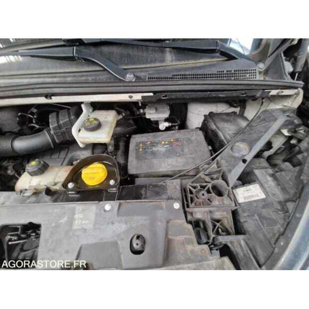 2018 Renault Traffic-48902105