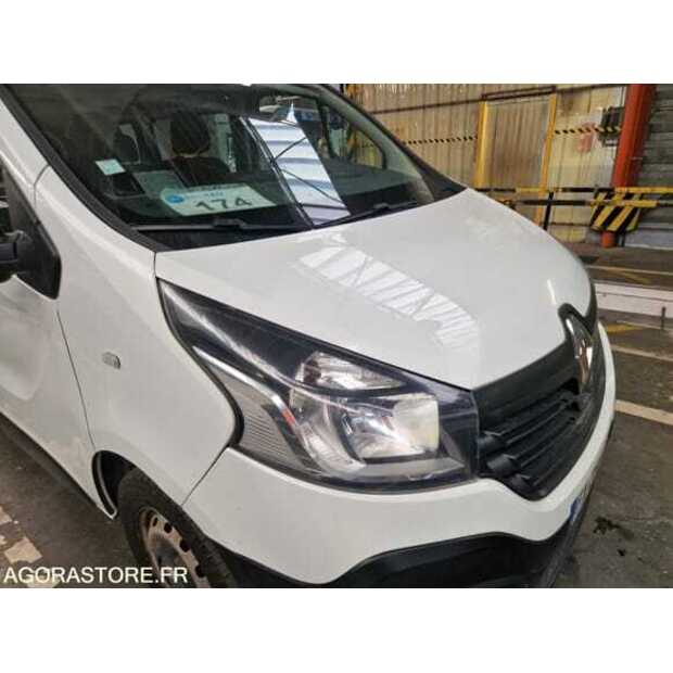 2018 Renault Traffic-48902109