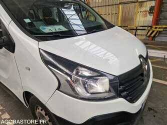 2018-renault-traffic-1481584-48902109