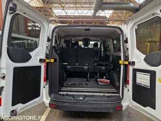 2022-ford-custom-1481586-48902135
