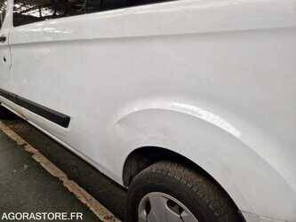 2022-ford-custom-1481586-48902138