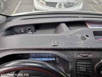 2022-ford-custom-1481586-48902146