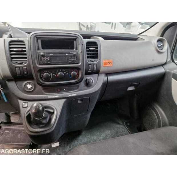 2018 Renault Traffic-48902185