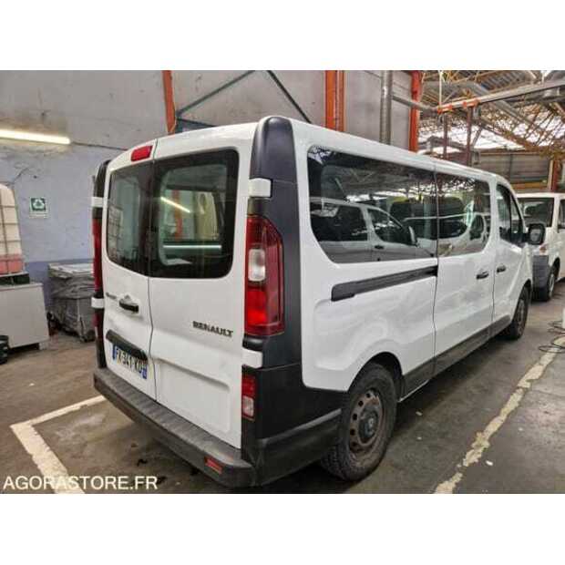 2018 Renault Traffic-48902188