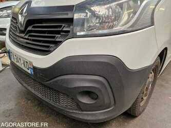 2018-renault-traffic-1481588-48902190