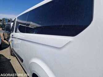 2022-ford-custom-48902214