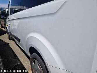 2022-ford-custom-48902215
