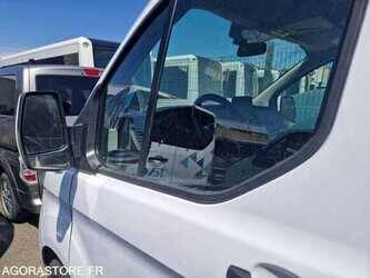 2022-ford-custom-48902218
