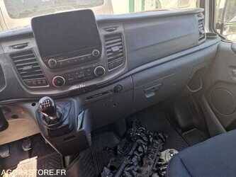 2022-ford-custom-48902222