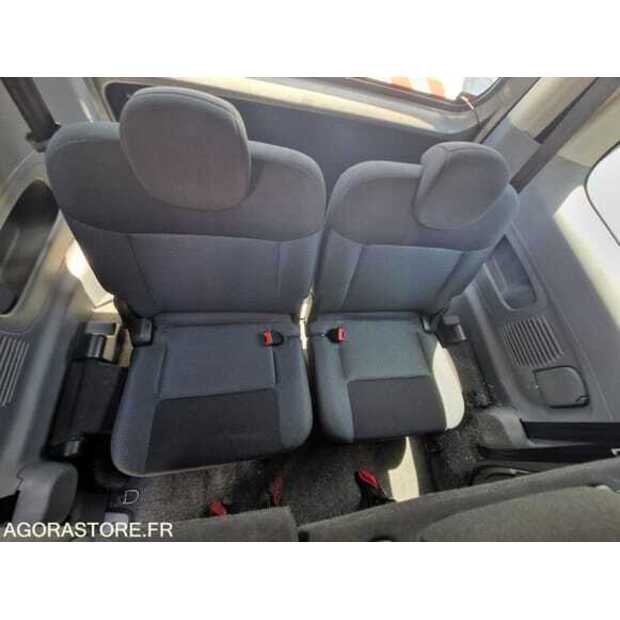 2019 نيسان NV200-48902236