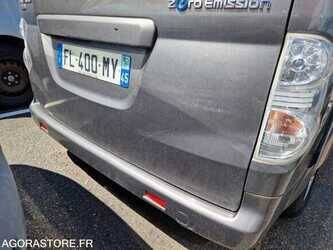 2019-nissan-nv200-1481590-48902239
