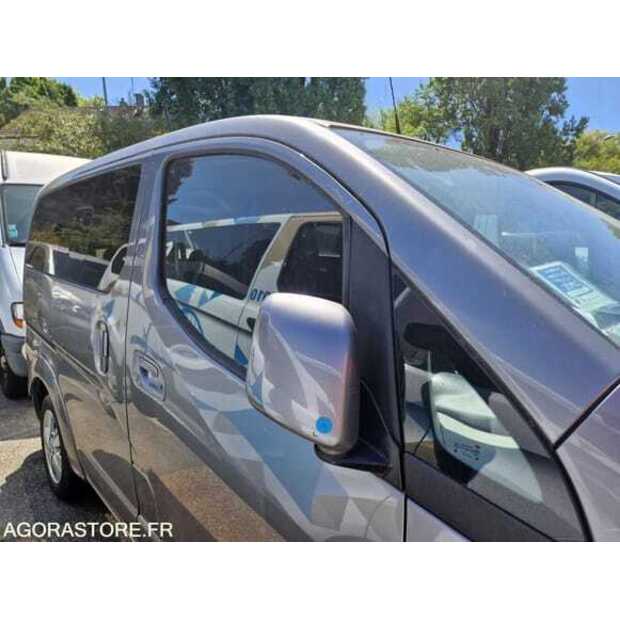 2019 نيسان NV200-48902256
