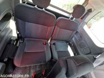 2019-nissan-nv200-1481591-48902265