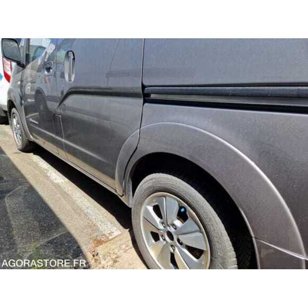 2019 نيسان NV200-48902273