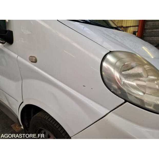 2010 Renault Traffic-48902373
