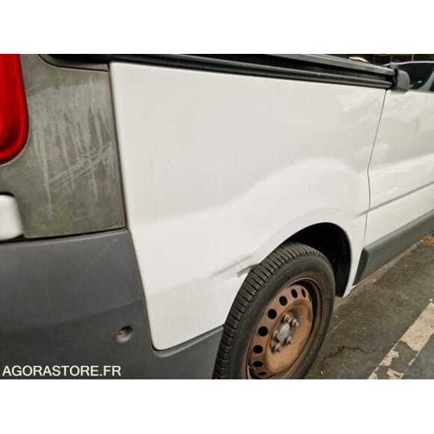 2010 Renault Traffic-48902378