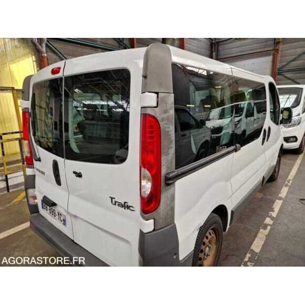 2010 Renault Traffic-48902380