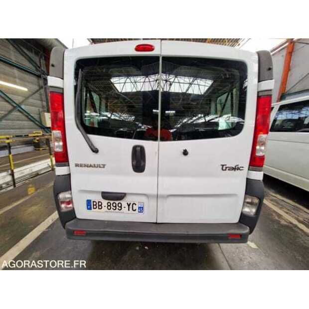 2010 Renault Traffic-48902381
