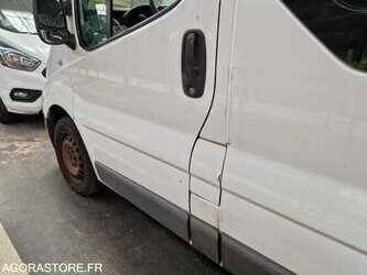 2010-renault-traffic-1481593-48902387