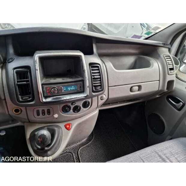 2010 Renault Traffic-48902396
