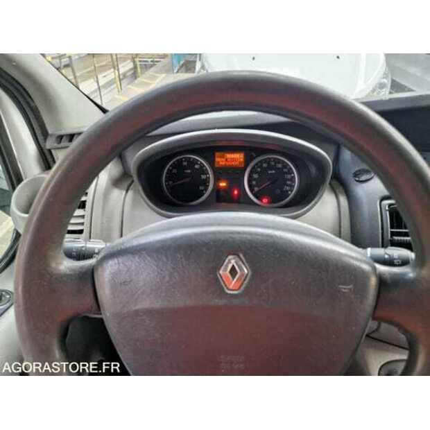 2010 Renault Traffic-48902397