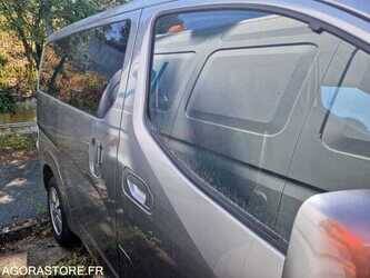 2019-nissan-nv200-1481595-48902432