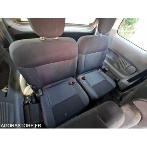 2019 NISSAN NV200-48902434