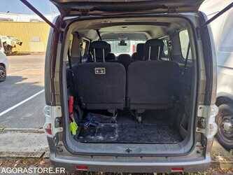 2019-nissan-nv200-1481595-48902437