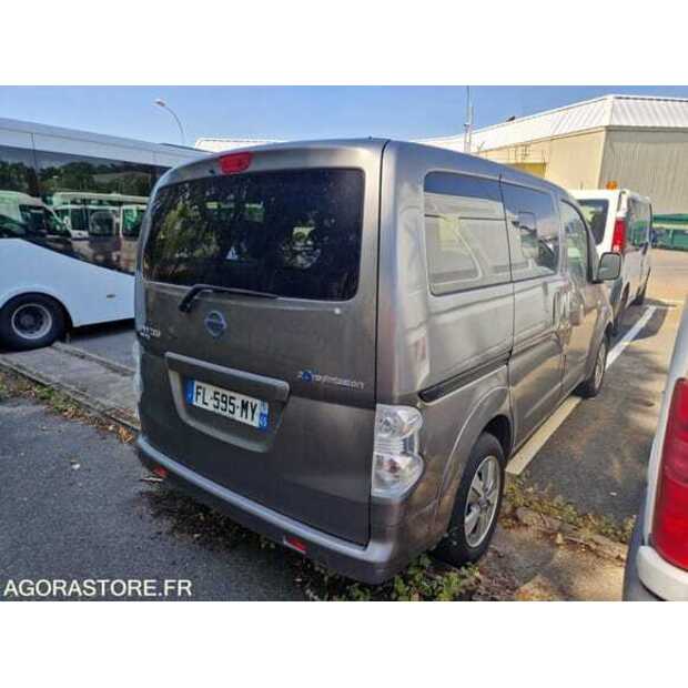 2019 NISSAN NV200-48902450