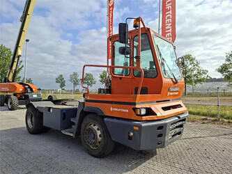 Image de TRACTEUR DE REMORQUAGE 2013 Terberg YT182