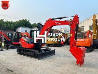 صورة ل حفارات مجنزرة 2024 كوبوتا KX080-4
