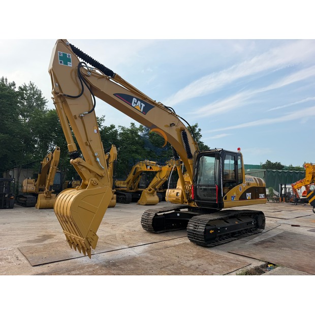 2020 Caterpillar 320C-48908692