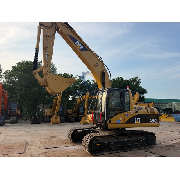 2020 Caterpillar 320C-48908695