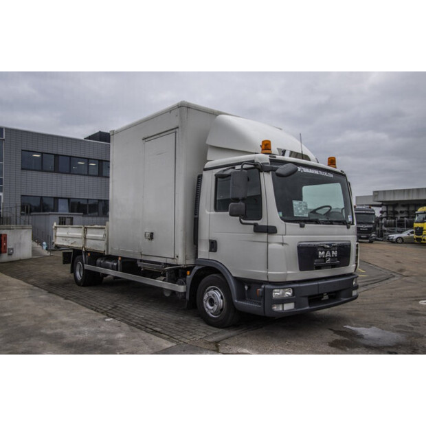 2009 MAN TGL 12.220BL-48908798