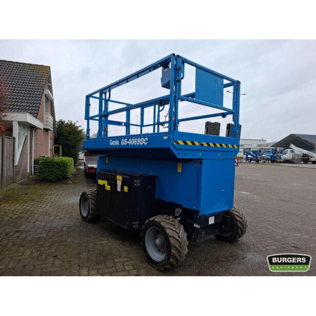 2017 Genie GS4069 DC-48908851