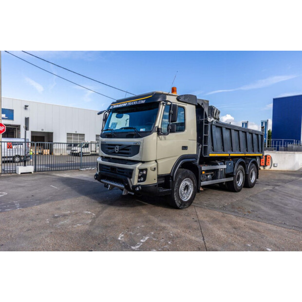 2010 فولفو FMX 460-48909088