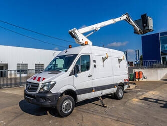 Image de VÉHICULES UTILITAIRES 2017 Mercedes-Benz Sprinter 516 CDI