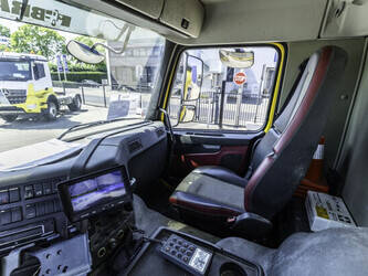 2014-volvo-fmx-370-1479371-48909346