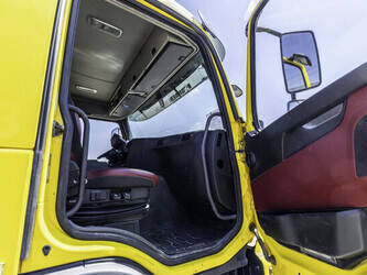 2014-volvo-fmx-370-1479371-48909347