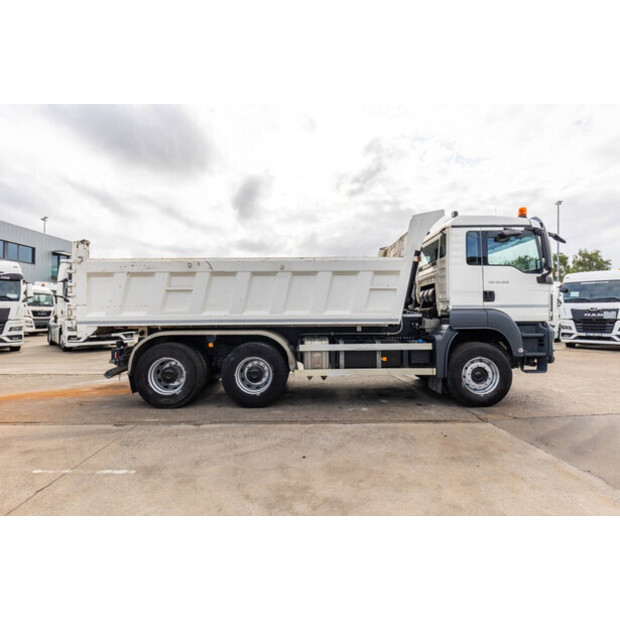 2011 MAN TGS 33.400 BB-48909514