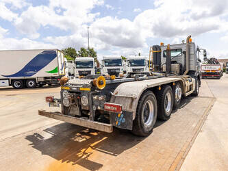 2016-volvo-fmx-460-1481828-48909646