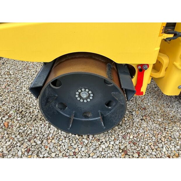 BOMAG BMP 8500-48913925