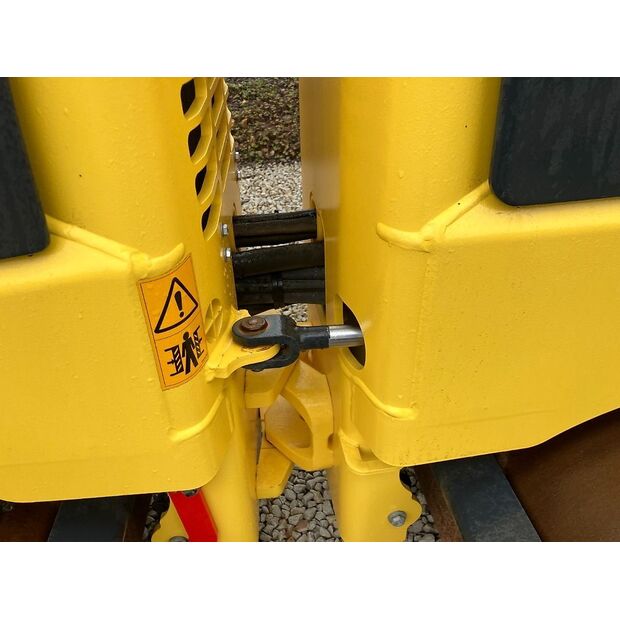 BOMAG BMP 8500-48913926