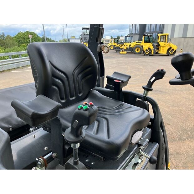 BOMAG BW 120 AD-5-48914049