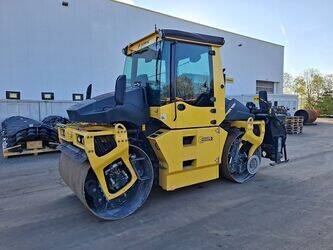 Image de ROULEAUX TANDEM VIBRANTS BOMAG BW 154 AP
