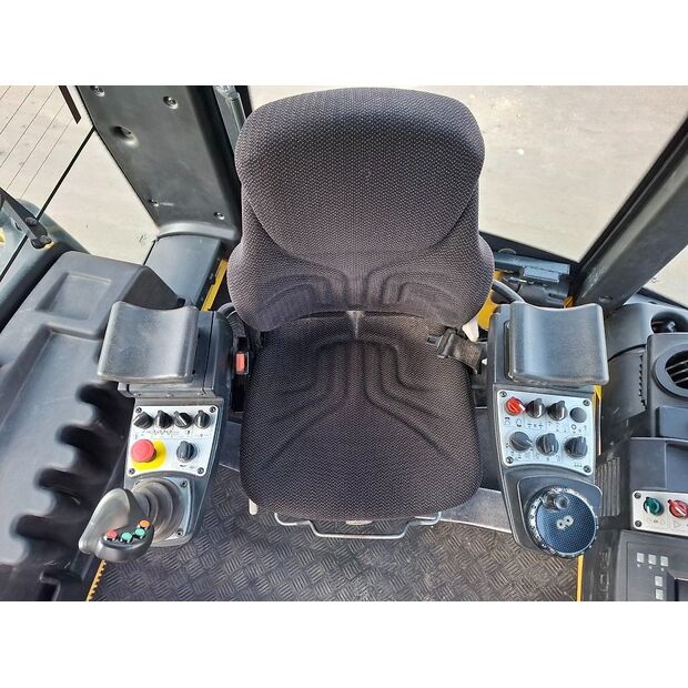 BOMAG BW 154 AP-48914141