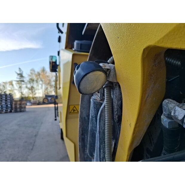 BOMAG BW 154 AP-48914155