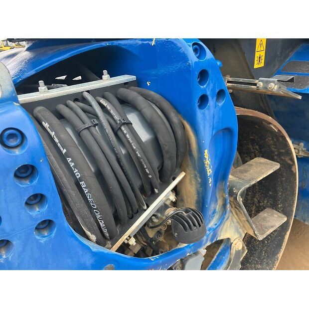 BOMAG BW 174 AP-4-48914180